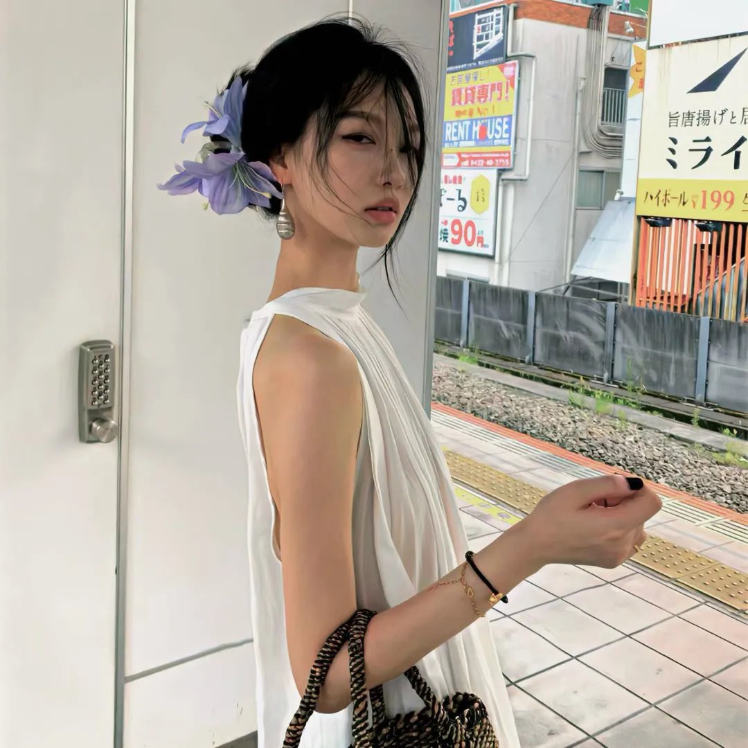 年过半百她美又飒